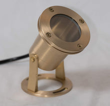 Load image into Gallery viewer, Underwater Light 113 Solid Brass 7WMR16 LED Bulb Pond Light Submersible Waterfall Pool Fountain Light for Beautiful Bright Long Lasting Home Garden Patio Pool Area Lighting